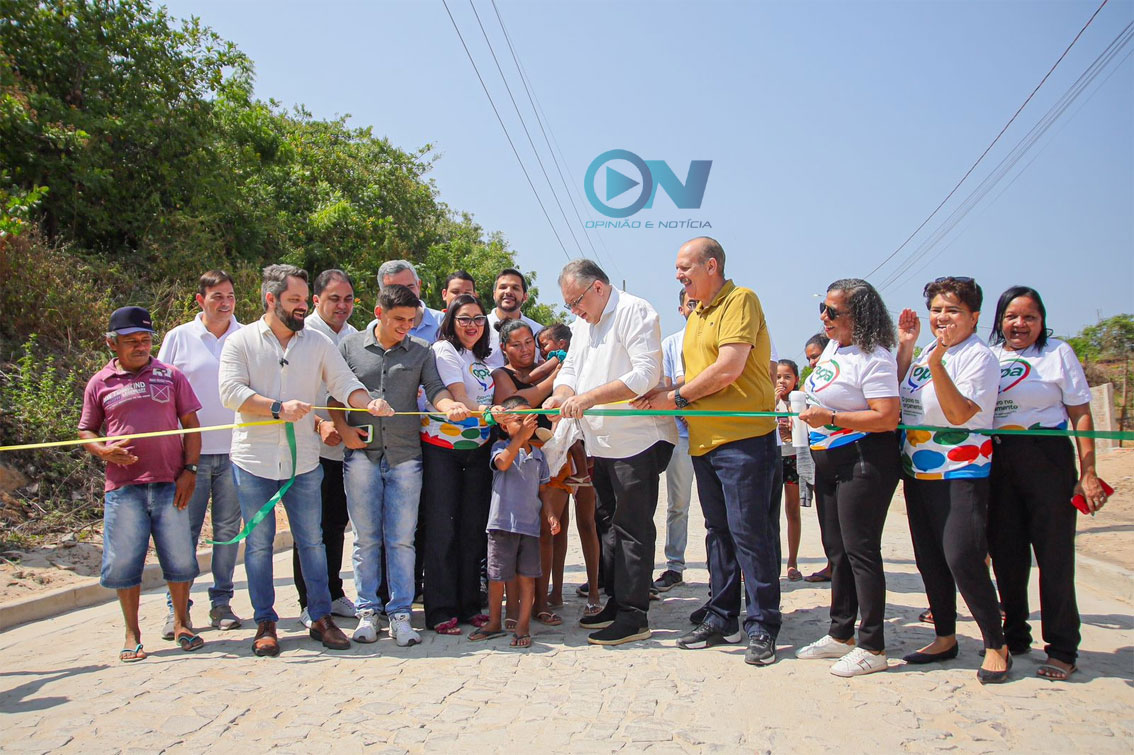 Governo do Piauí entrega obras de mobilidade urbana em Parnaíba através do OPA